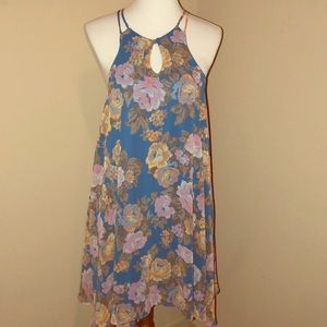 Flower flowing dress 🌸